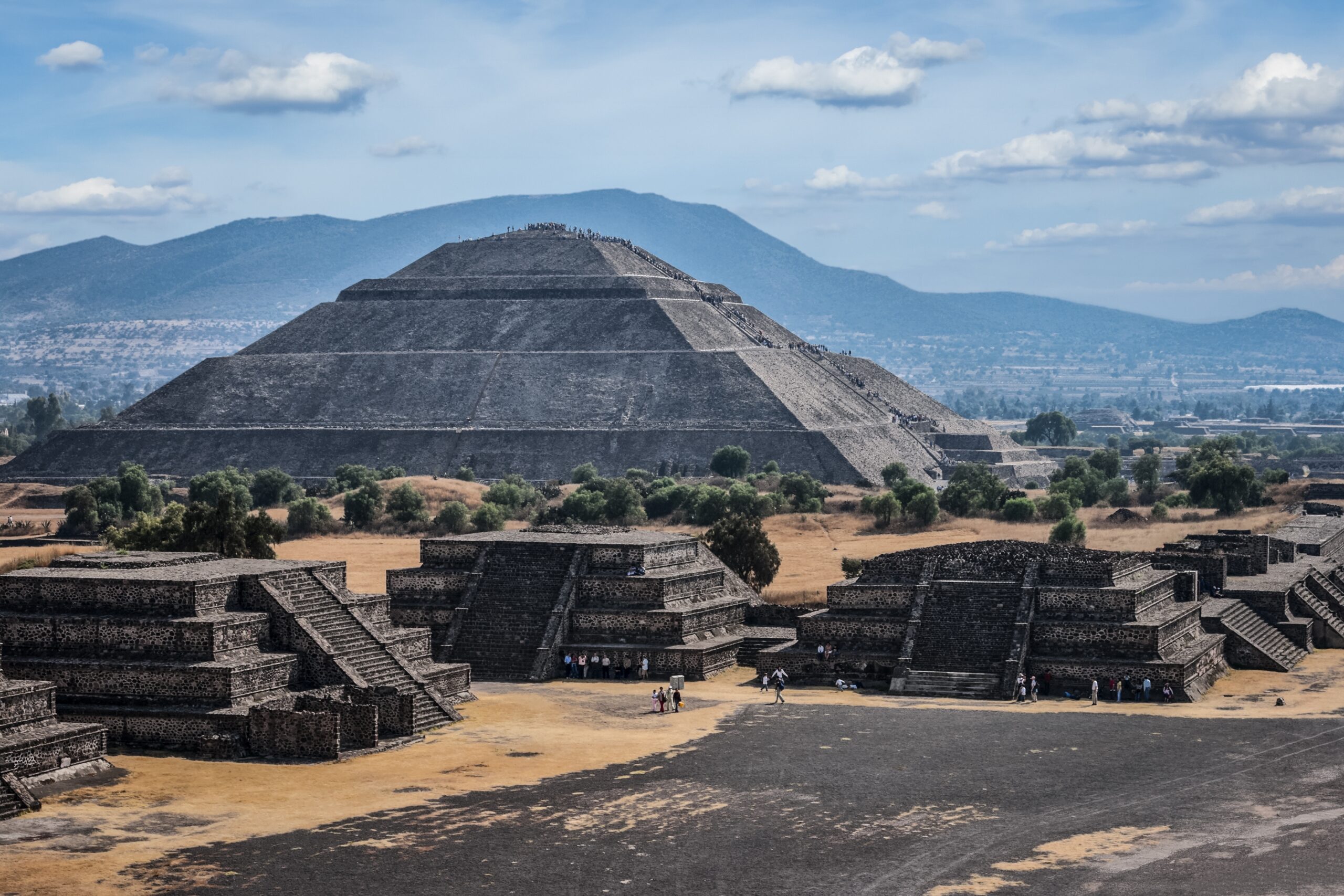 Travel,Mexico,Tourism,Background,-,Ancient,Pyramid,Of,The,Sun.